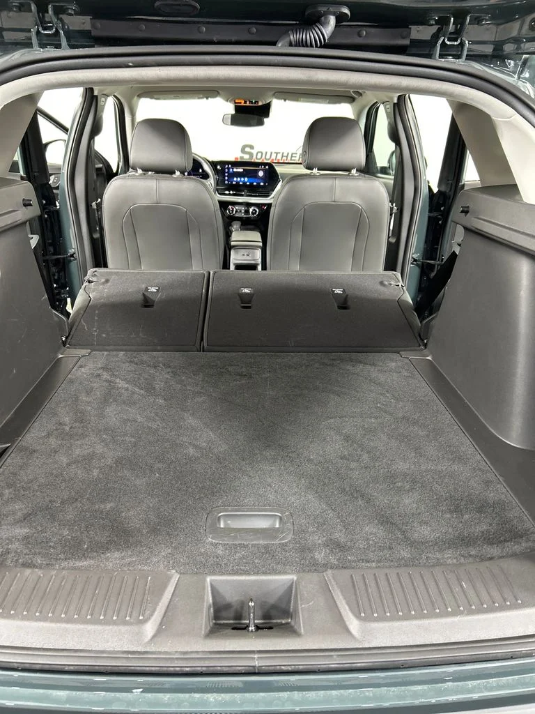 Used 2025 Gray Chevrolet LT image 20