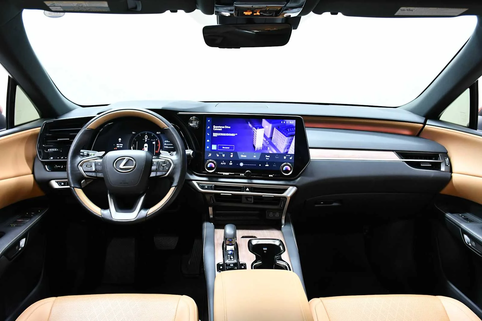 Used 2025 Copper Crest Lexus Premium Plus image 16
