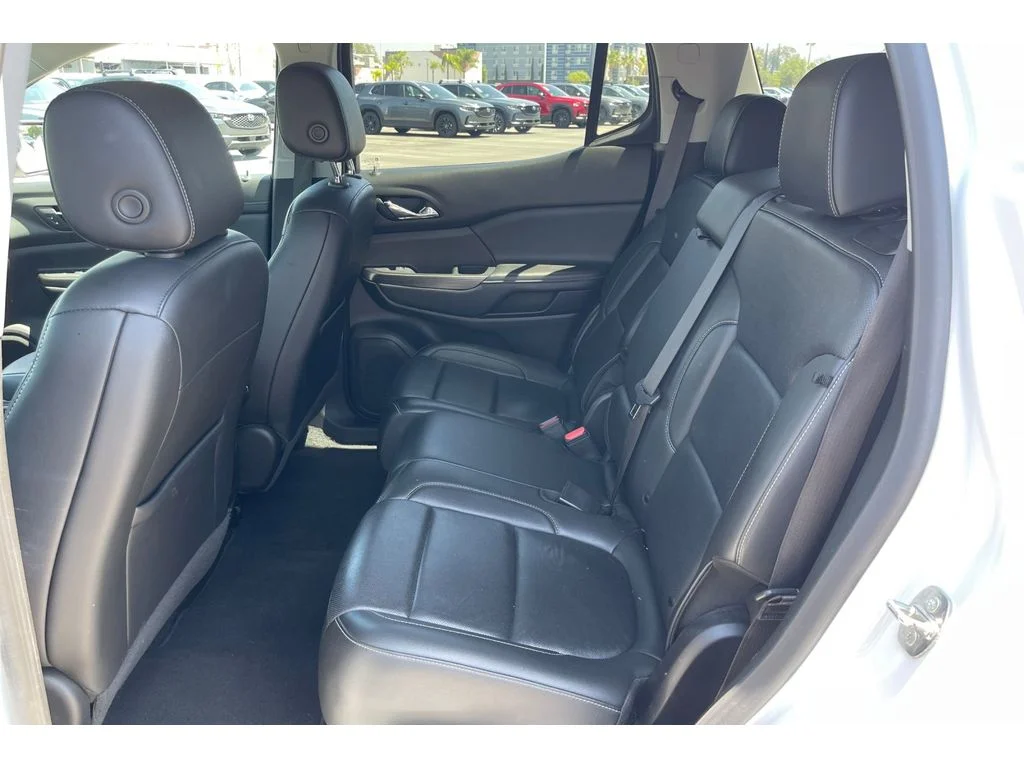 Used 2023 Summit White GMC SLT image 15