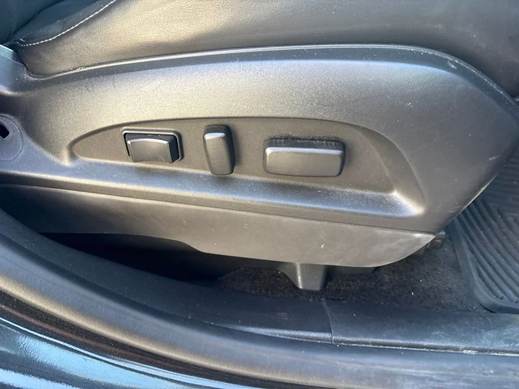 Used 2014 Black Chevrolet LT 2LT image 28