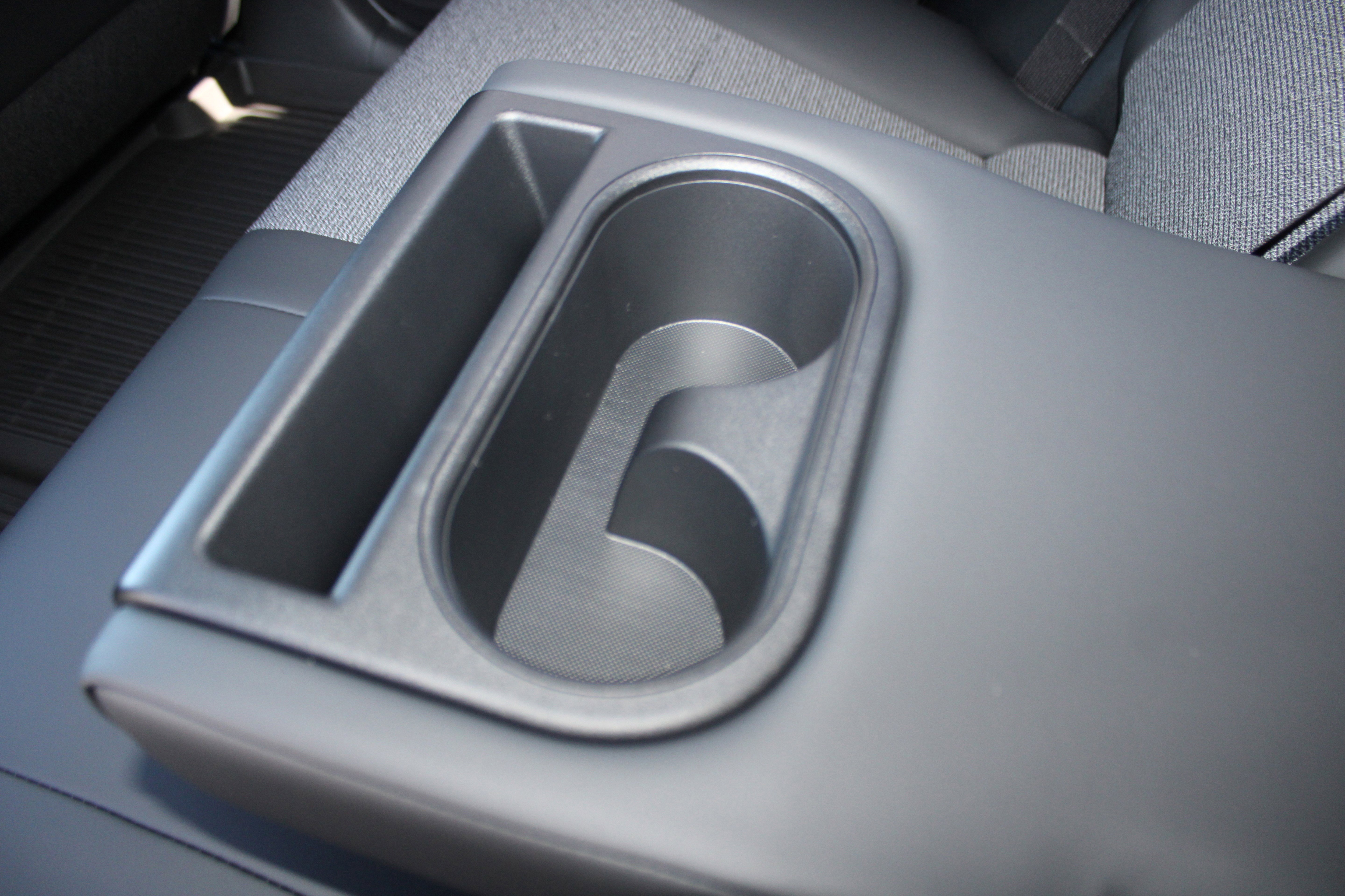 2026 Toyota bZ XLE - Photo 23