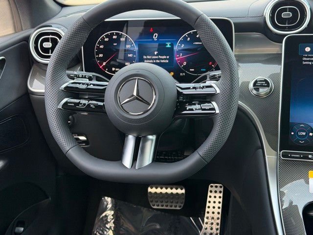 New 2026 Black Mercedes-Benz GLC 300 image 21