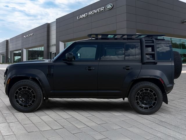New 2026 Narvik Black Land Rover OCTA Black image 2