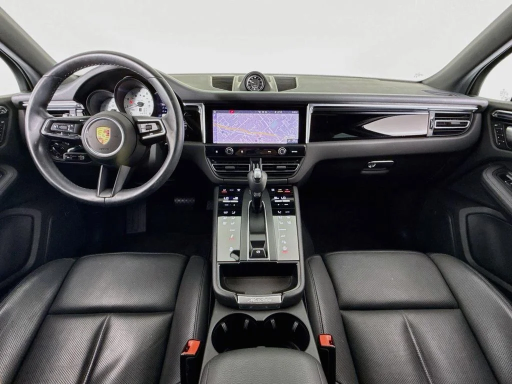Used 2024 Carrara White Metallic Porsche S image 11