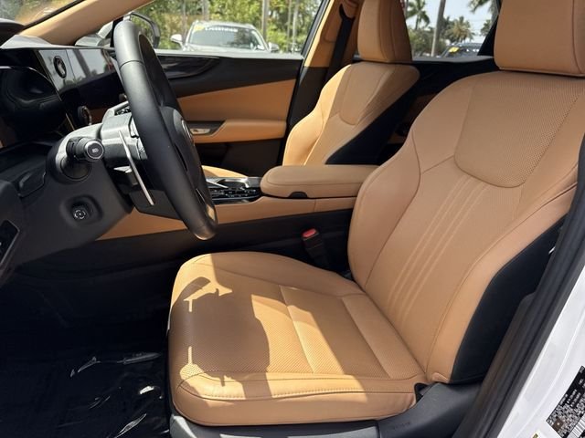 Certified Used 2024 White Lexus 350 Premium image 11