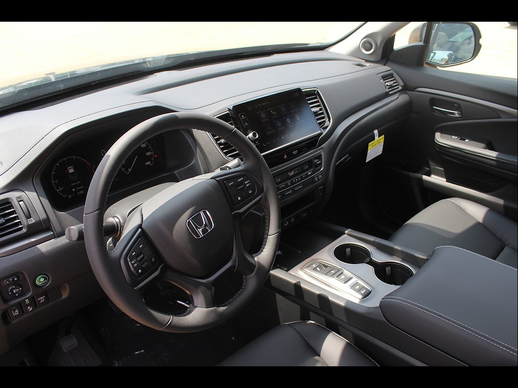 New 2026 Crystal Black Pearl Honda RTL image 5