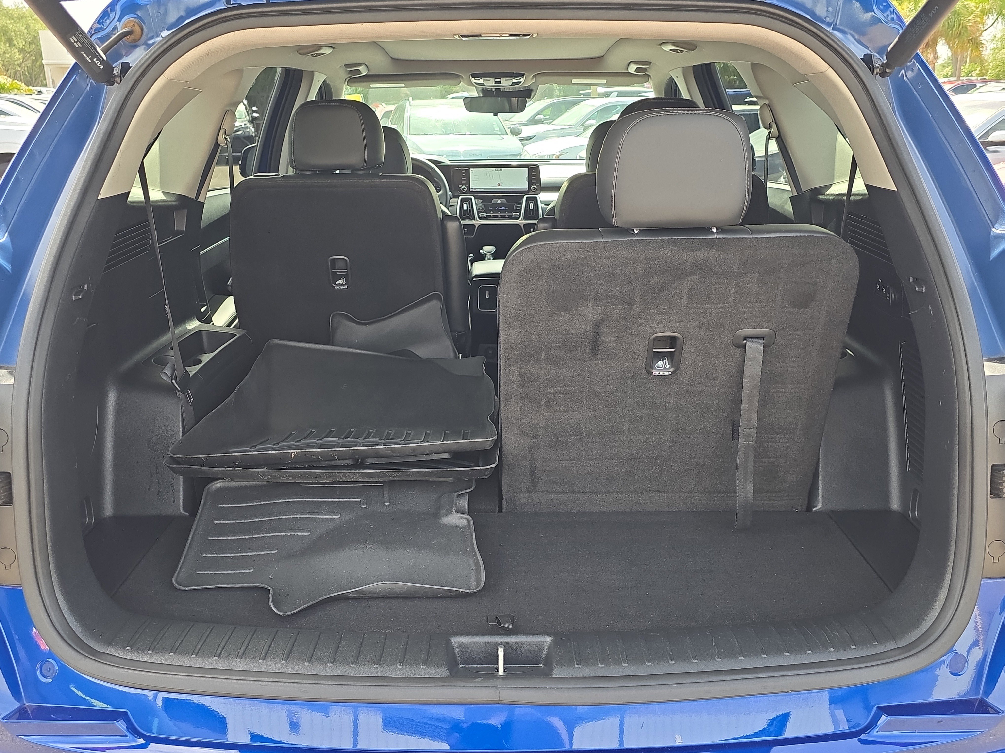 Certified Used 2022 Sapphire Blue Kia EX image 10