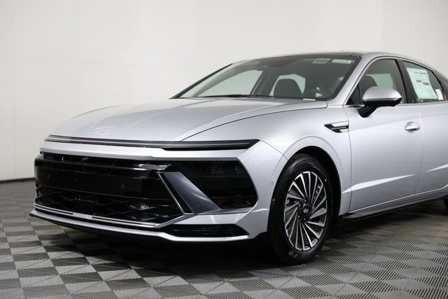 2025 Hyundai Sonata Hybrid Limited - Photo 25