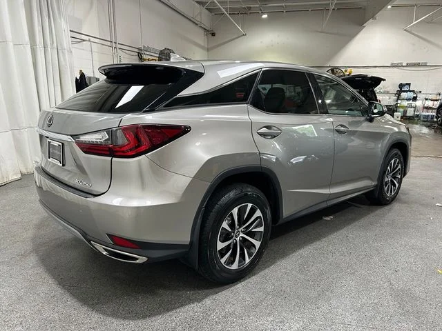 Used 2022 Silver Lexus 350 image 9