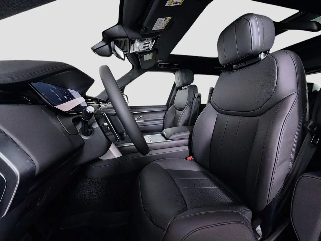 New 2026 Santorini Black Land Rover SE image 22