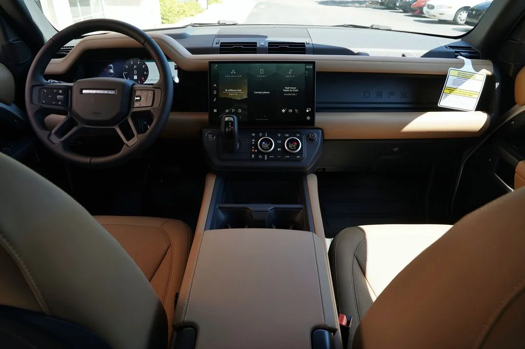 New 2026 Borasco Grey Land Rover X-Dynamic SE image 10