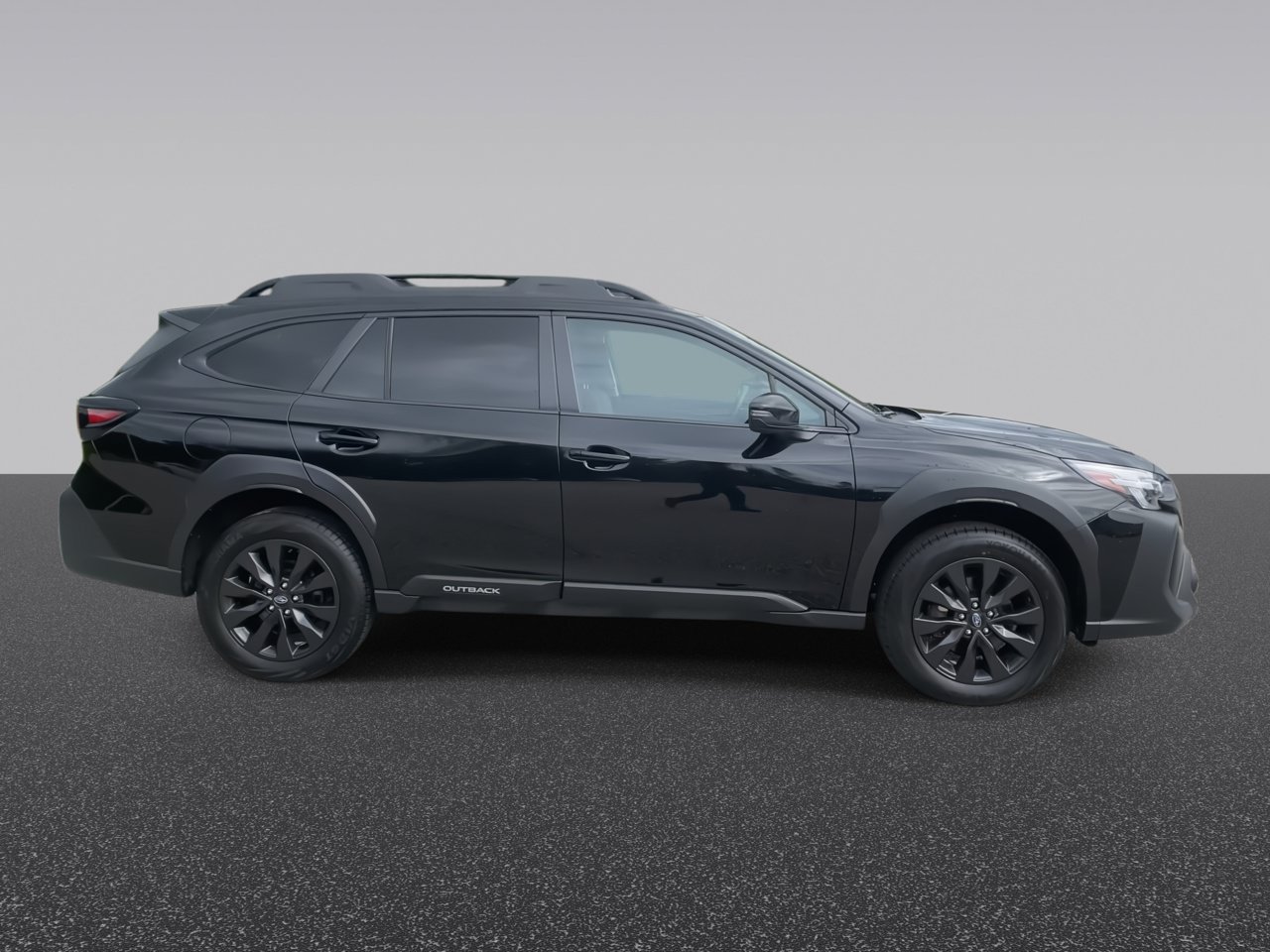 Used 2025 Crystal Black Pearl Subaru Onyx Edition image 9