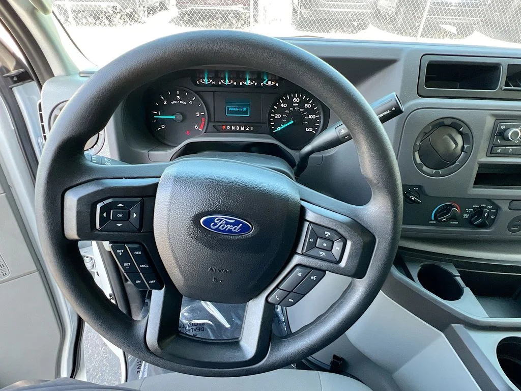 2025 Ford E-Series Cutaway Base - Photo 7