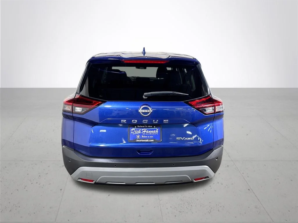 Used 2022 Blue Nissan SV image 7