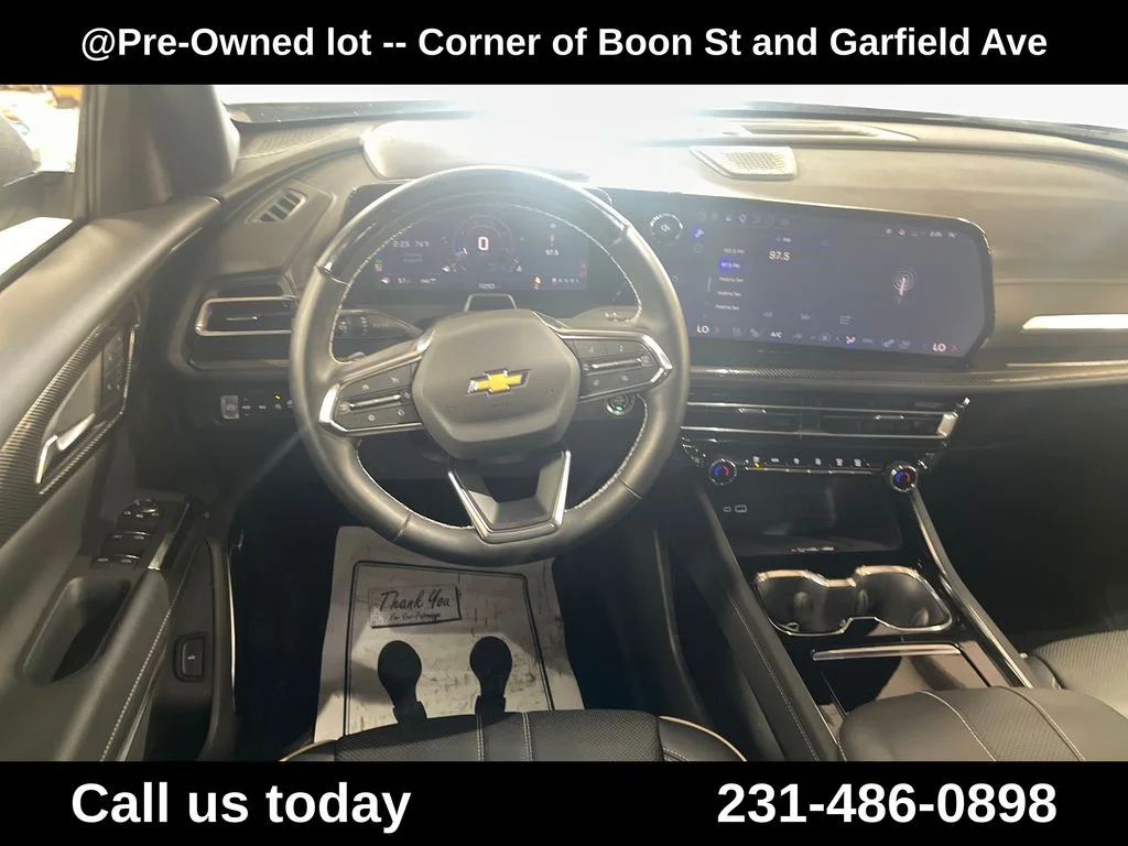 Used 2025 Gray Chevrolet High Country image 17