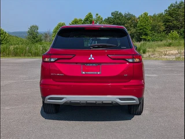 Used 2024 Red Diamond P62 Mitsubishi SE image 3
