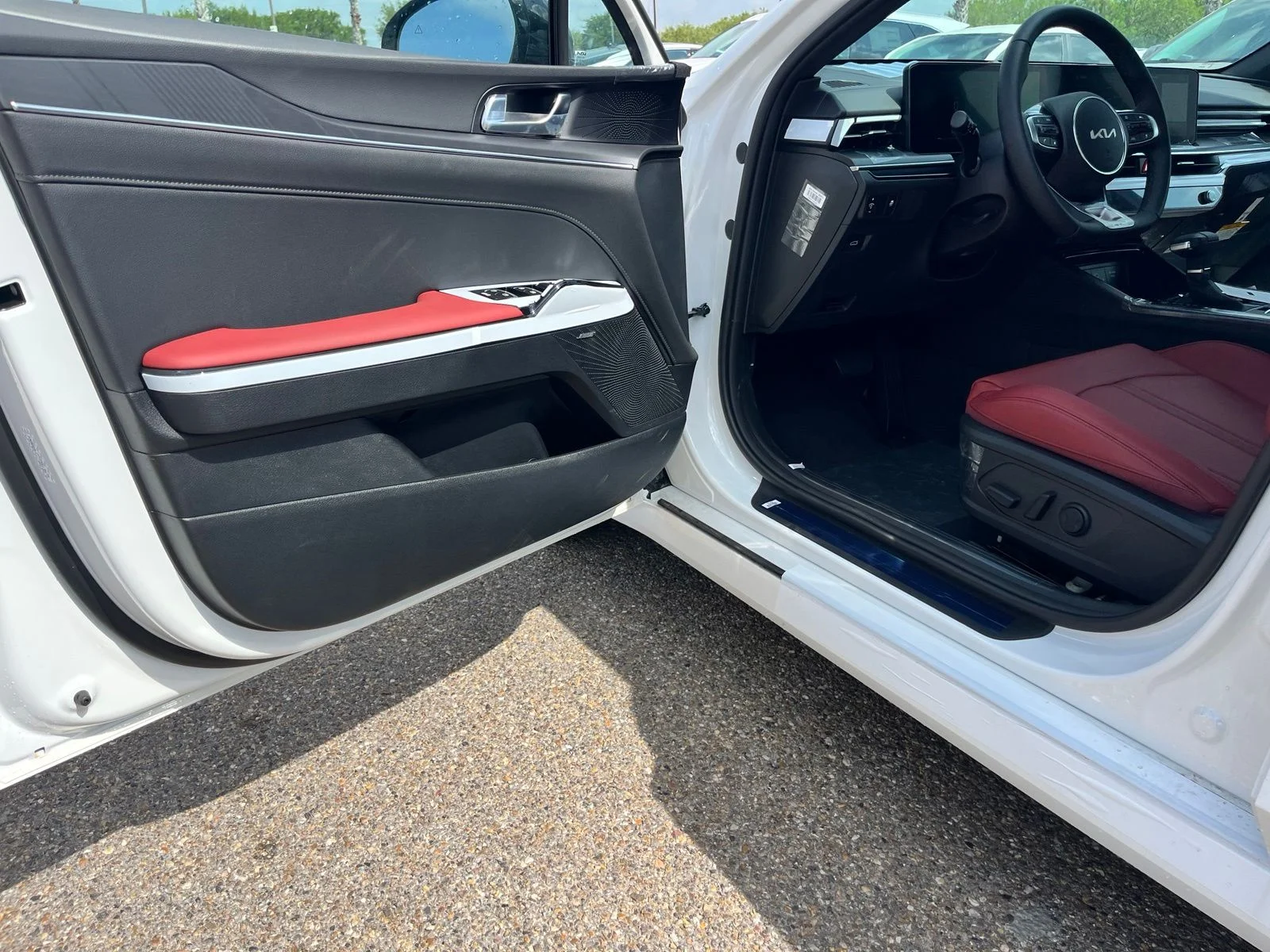 New 2026 White Kia GT-Line image 15