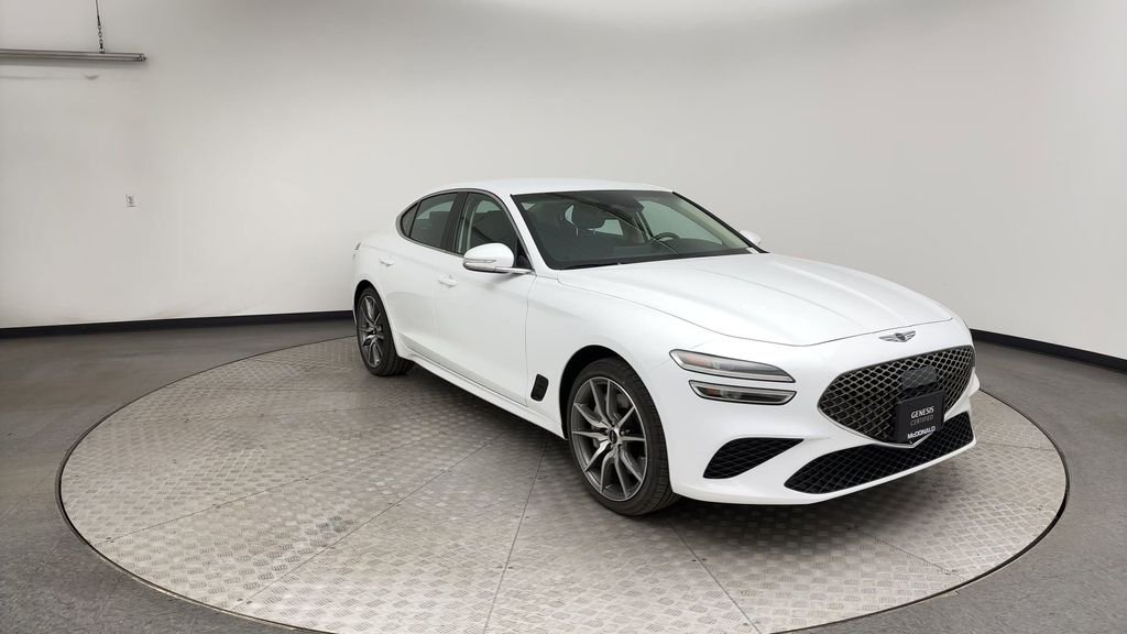 2026 GENESIS G70 Standard - Photo 8