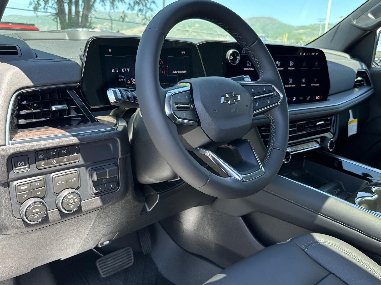2026 Chevrolet Suburban Z71 - Photo 27