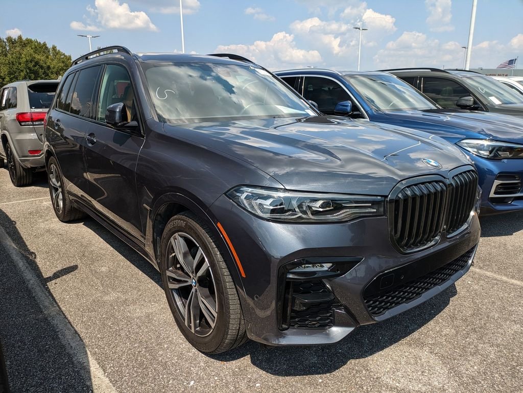 Used 2022 Gray BMW xDrive40i image 3