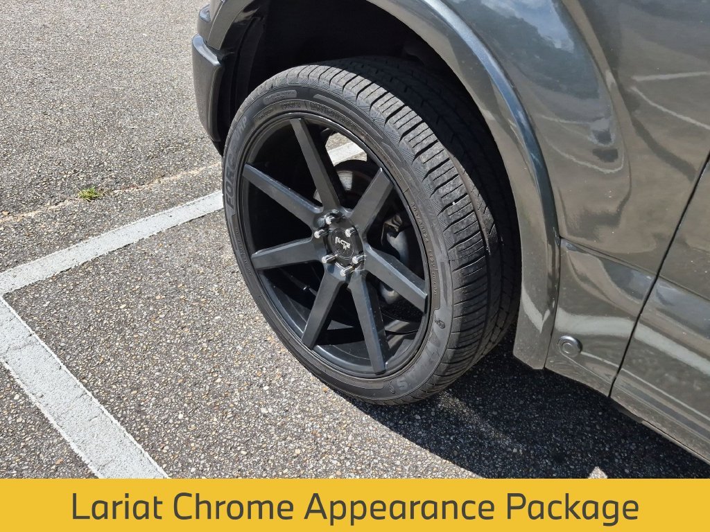 Used 2019 Magnetic Metallic Ford Lariat image 6