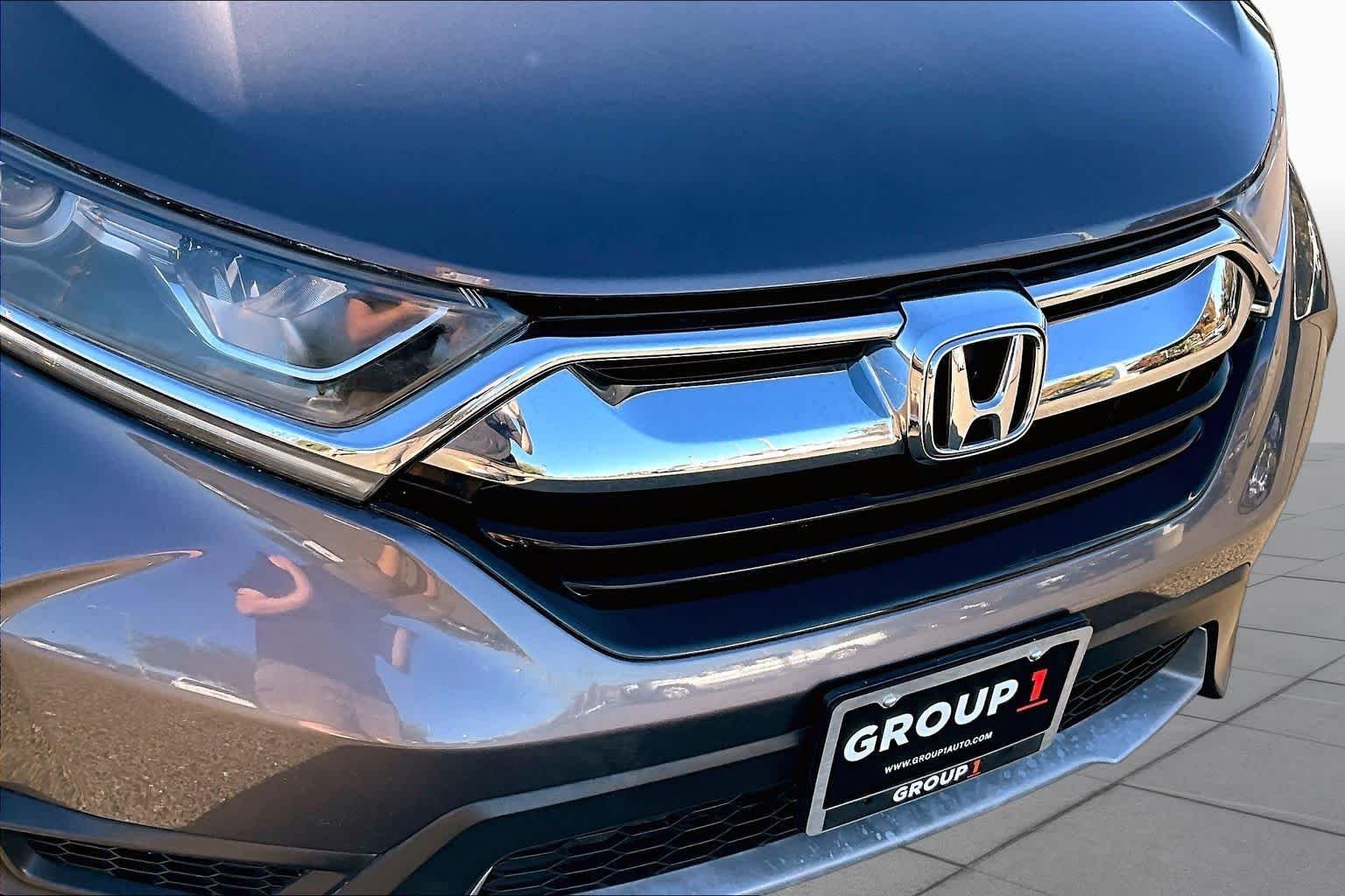 Used 2018 Modern Steel Metallic Honda LX image 29