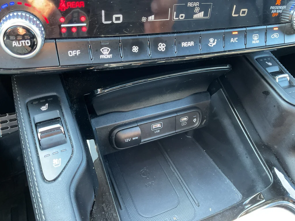 Used 2025 Panthera Metal Kia SX-Prestige X-Line image 23
