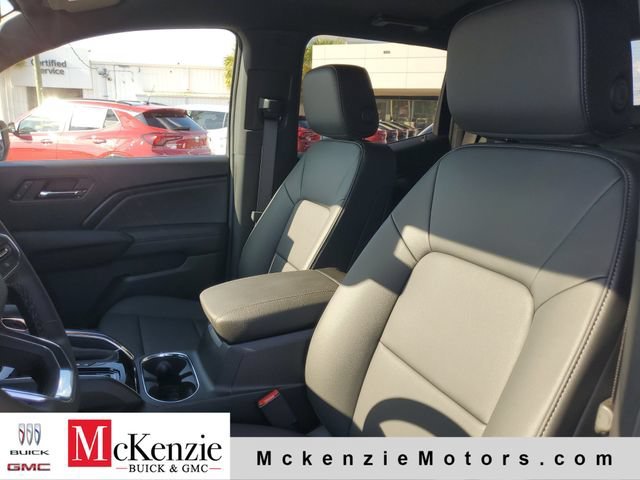 New 2026 Summit White GMC Elevation image 5