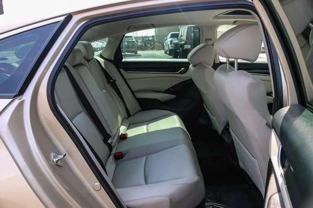 Used 2018 Beige Honda EX image 18