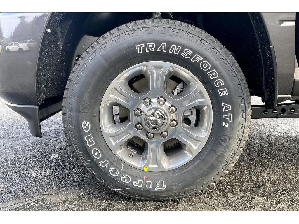 New 2026 Granite Crystal Metallic Clear-Coat Exterior Paint RAM Big Horn L1 Plus Sport image 12