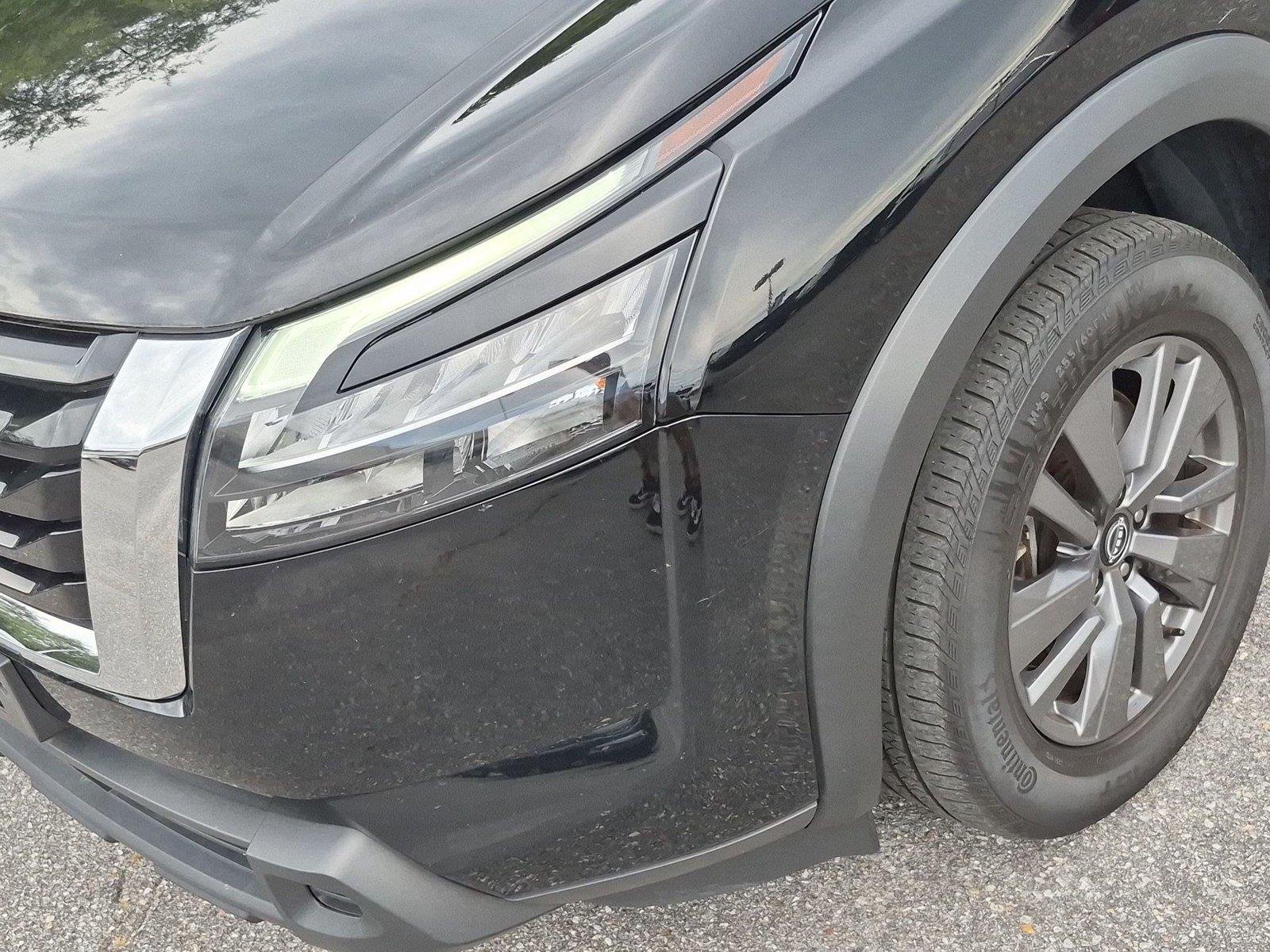 Used 2024 Super Black Nissan SV image 9