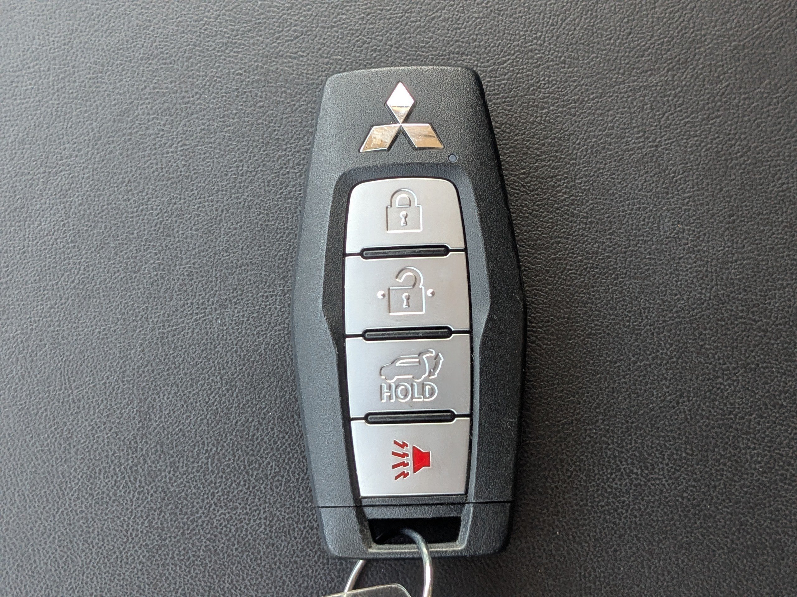 2025 Mitsubishi Outlander Plug-in Hybrid SE - Photo 37