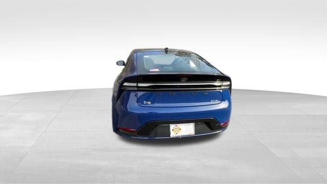 2026 Toyota Prius Plug-in Hybrid XSE Premium - Photo 6
