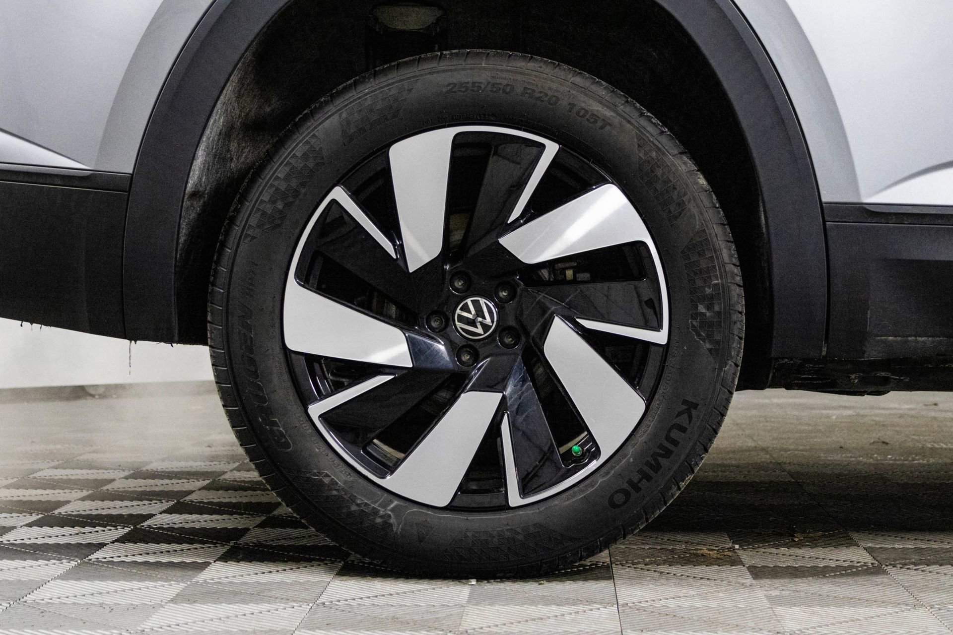 2025 VOLKSWAGEN ATLAS CROSS SPORT - Image 41