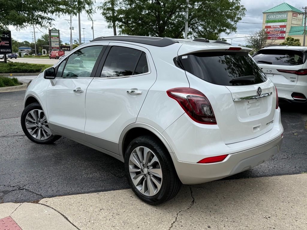 Used 2020 White Buick Preferred image 5