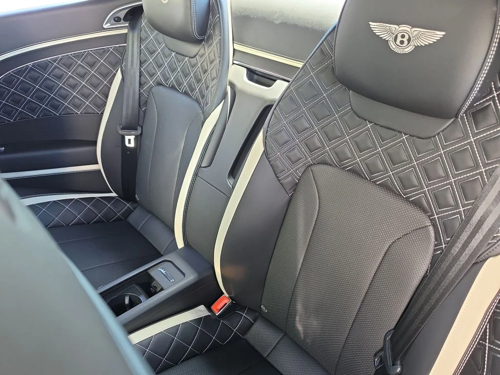 Used 2022 White Bentley Speed image 14