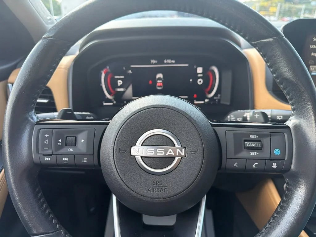 Used 2023 White Nissan Platinum image 20