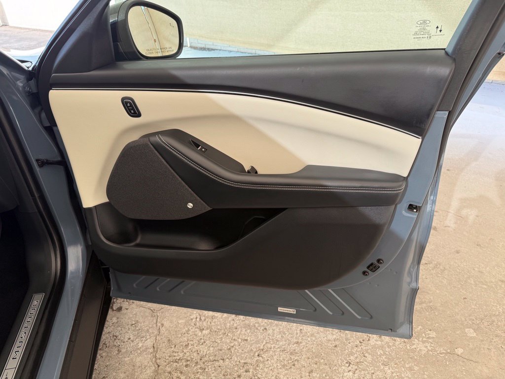 Used 2023 Vapor Blue Ford Premium image 14