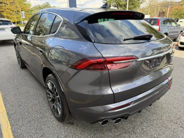 New 2025 Grigio Lava Metallic Maserati ~ GRIGIO LAVA / NERO image 5