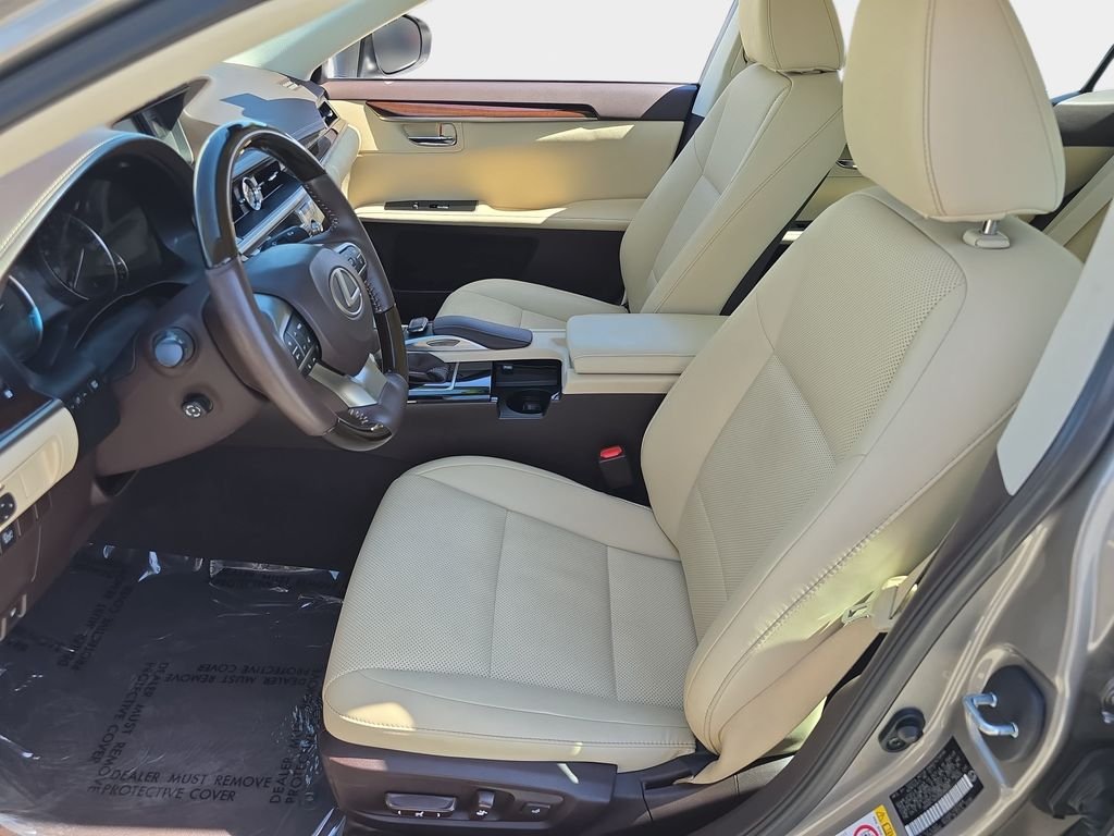 Used 2017 Silver Lexus 350 image 17