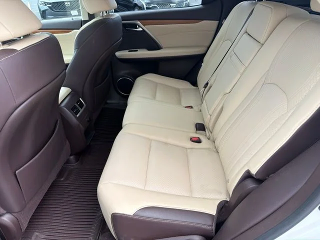 Used 2019 White Pearl Lexus 350 image 16