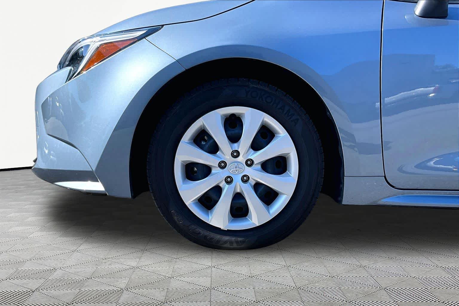 Used 2026 Celestite Toyota Hybrid LE image 11