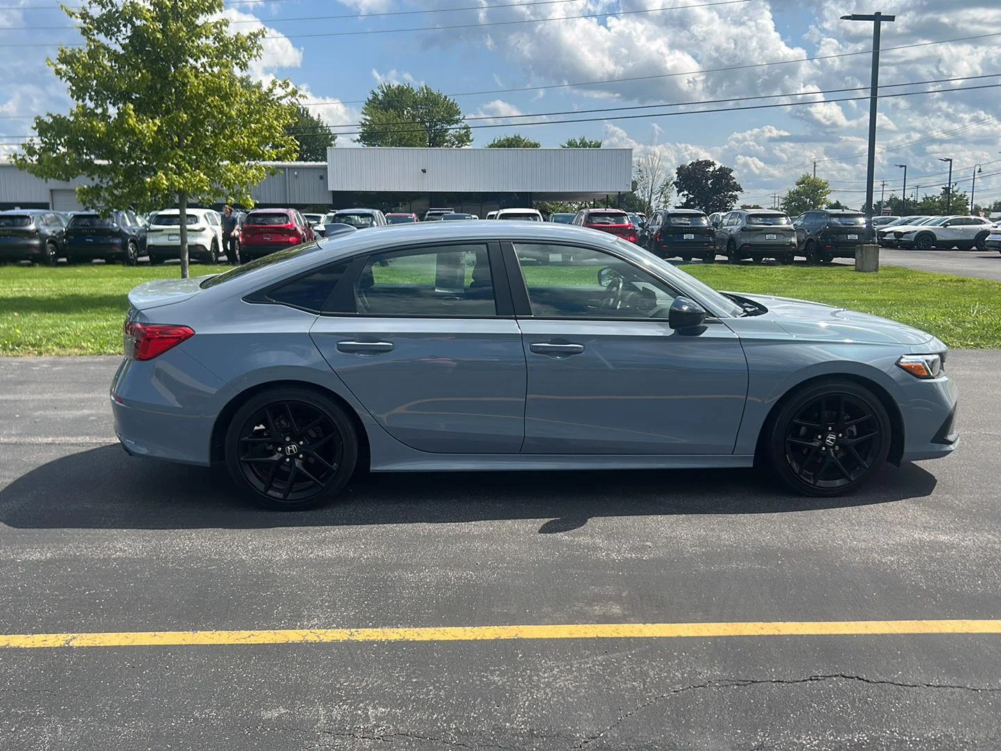Used 2024 Sonic Gray Pearl Honda Sport image 2
