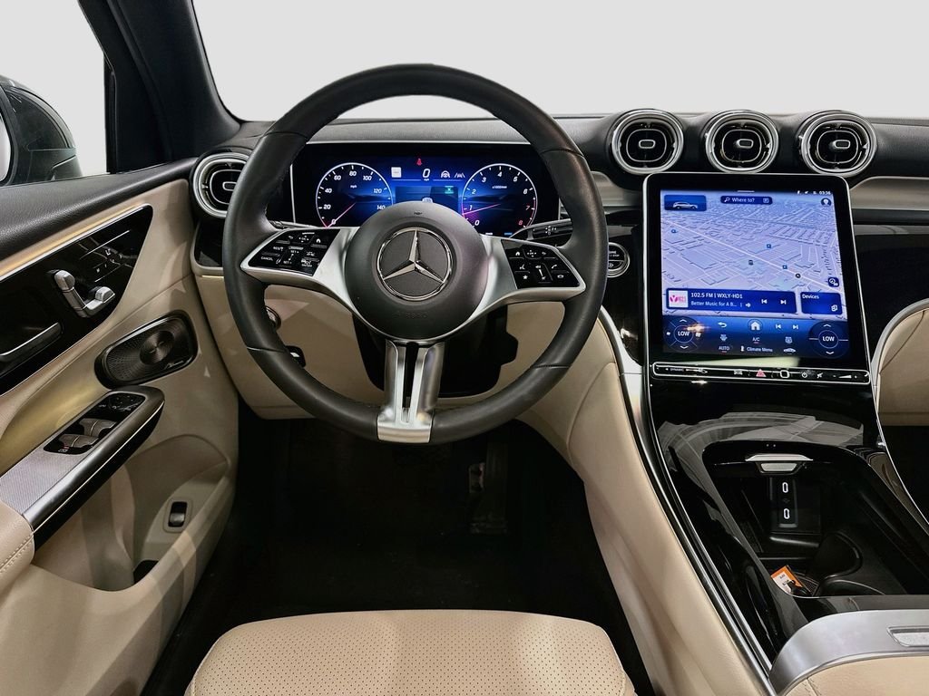 2025 Mercedes-Benz GLC Base - Photo 23