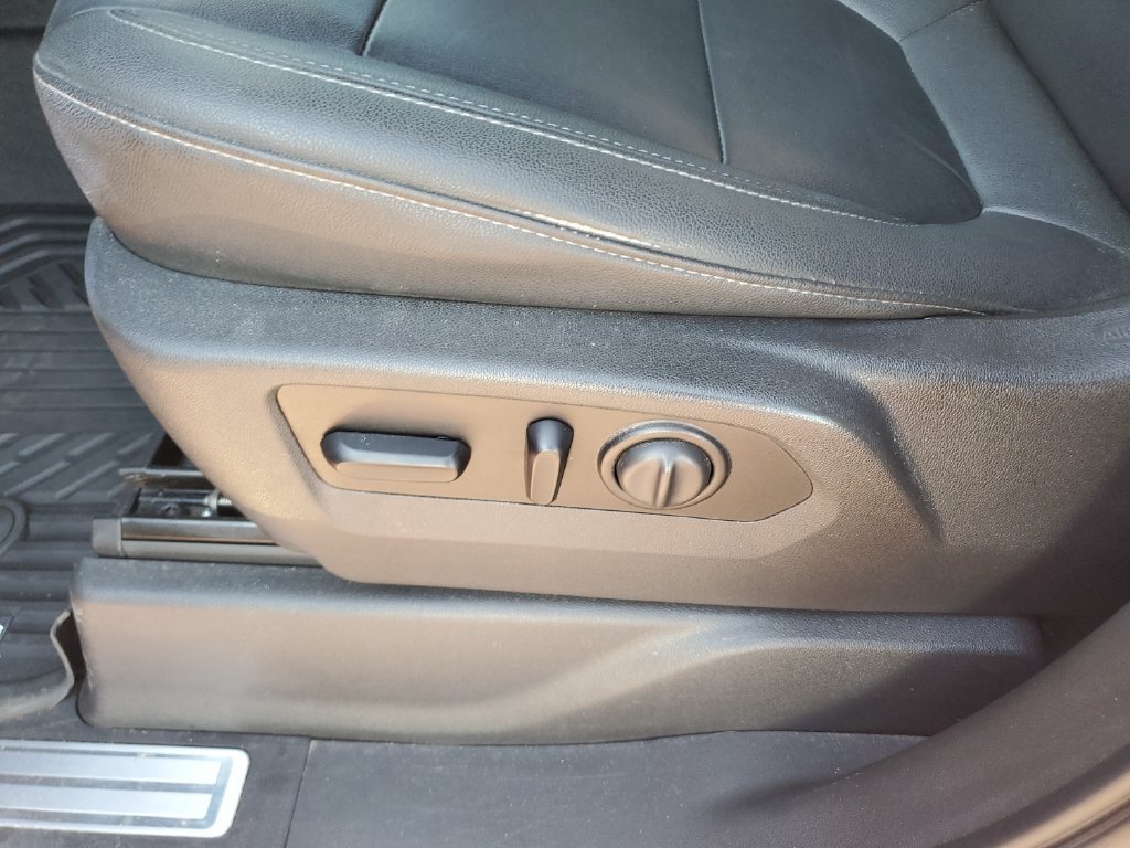 Used 2021 RED HOT Chevrolet LT image 16