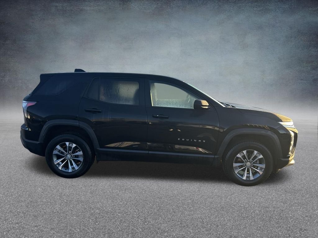 Used 2025 Black Metallic Chevrolet LT image 27