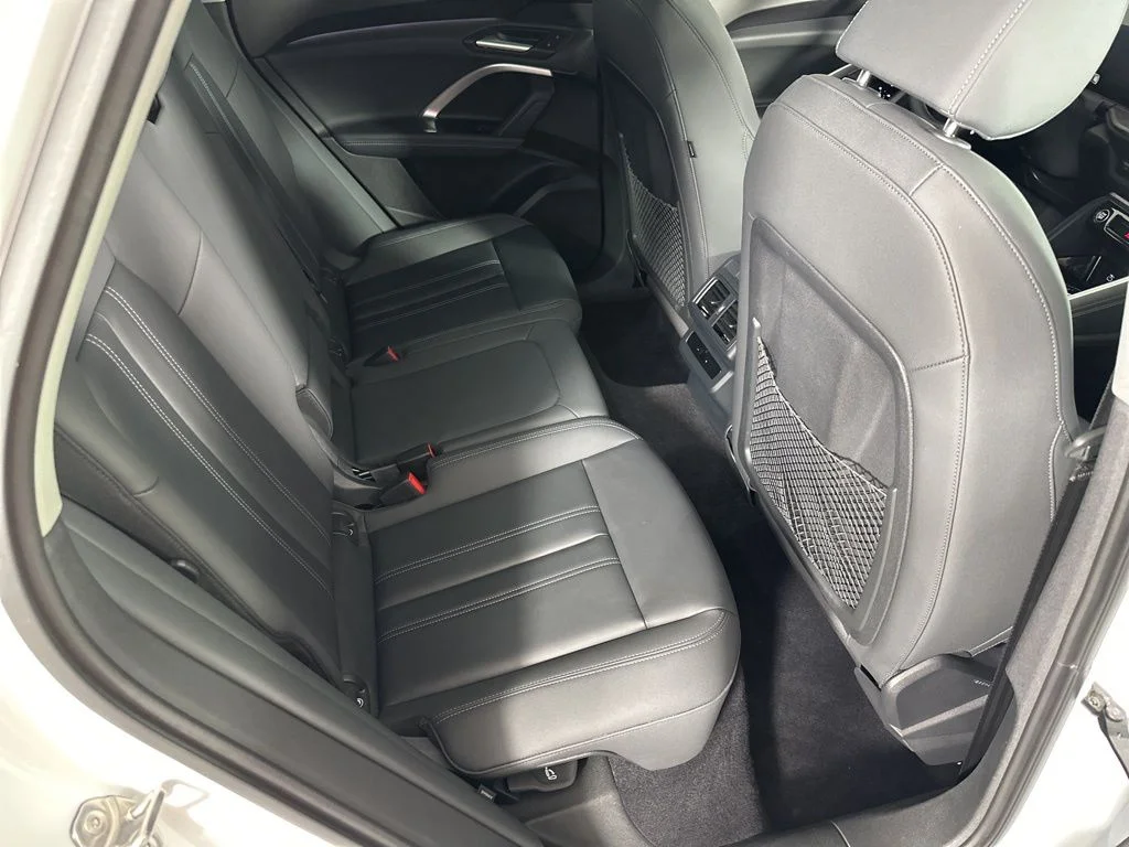 New 2025 White Audi 2.0T Premium image 7