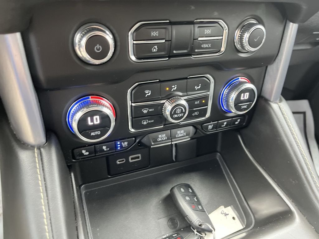 Used 2023 Gray GMC SLT image 19