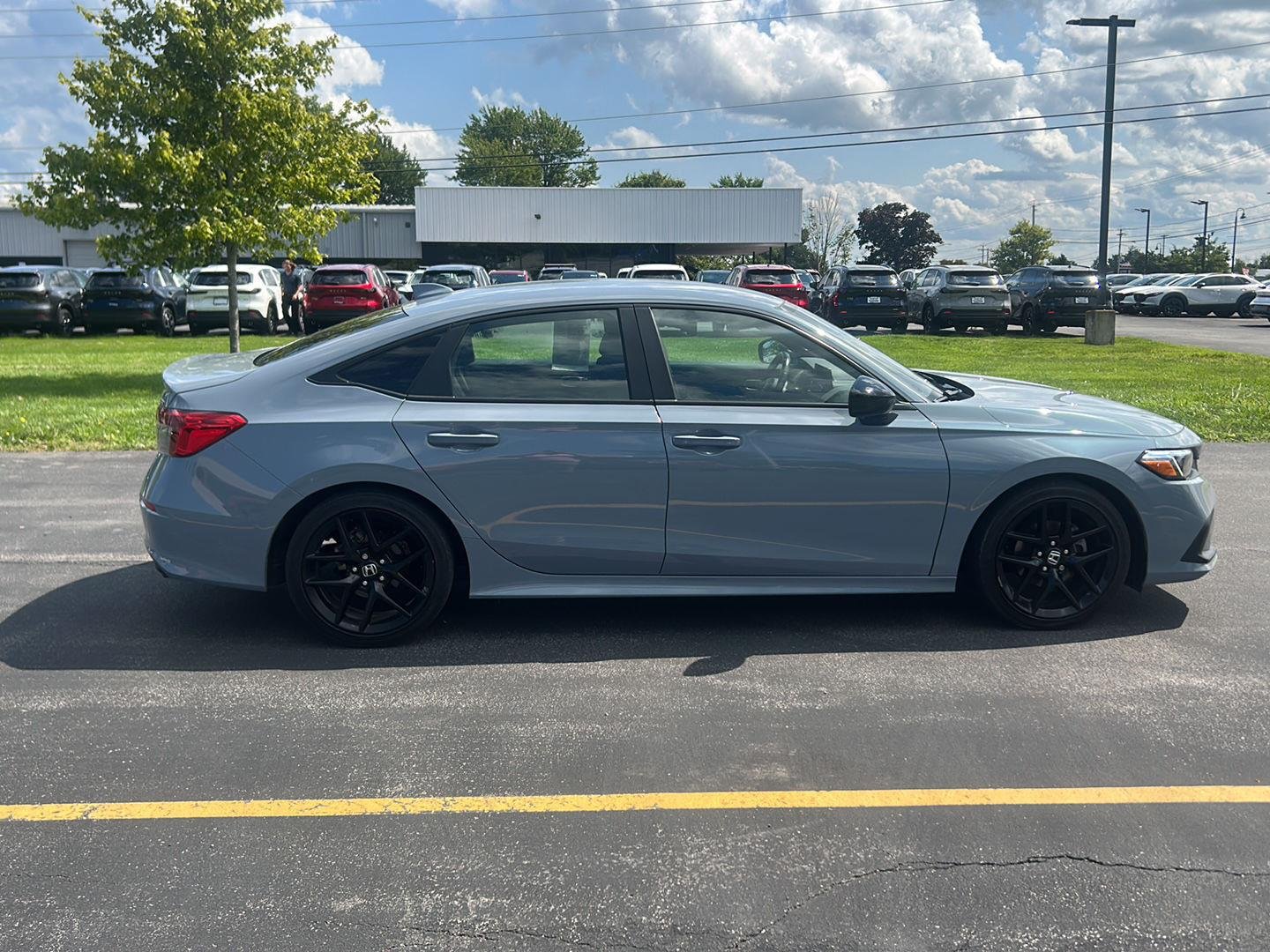 Used 2024 Sonic Gray Pearl Honda Sport image 2