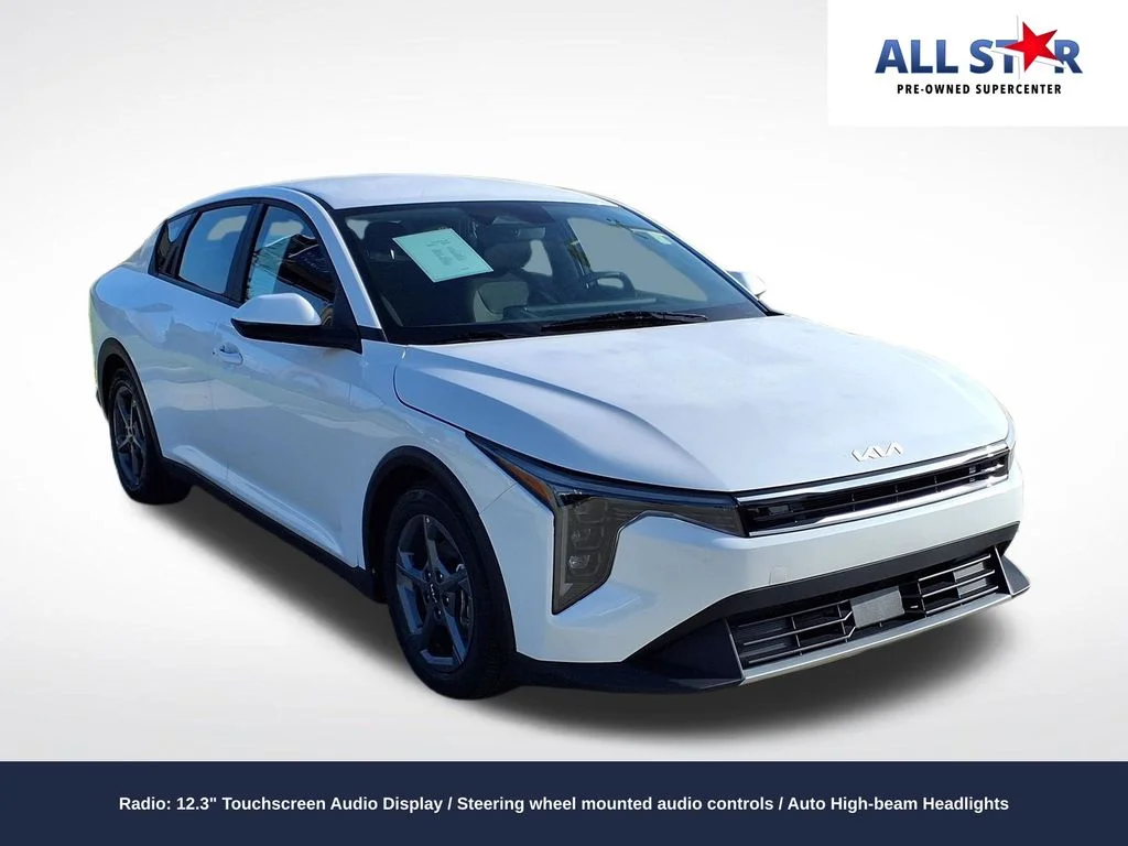 2025 Kia K4 LXS